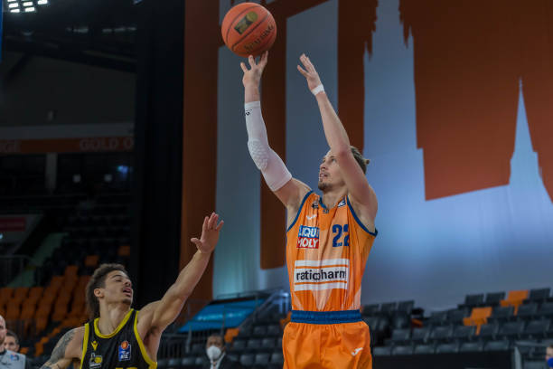 雷迪克：我知道我可以做得更好 首轮出局不是我曾经预想过的情况