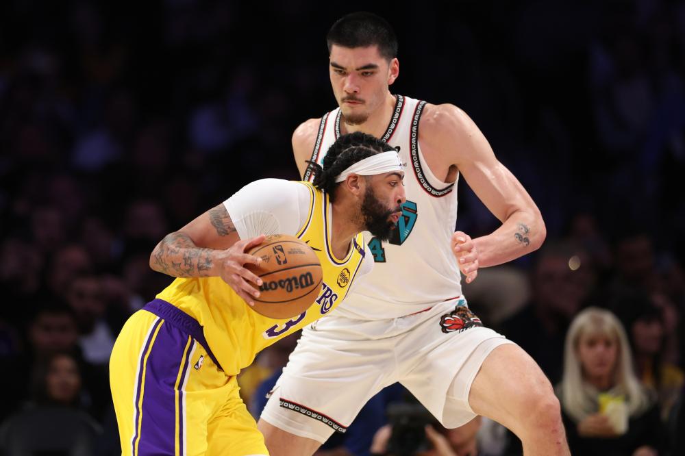 新时代来了！9大前锋救场，阿尔特塔敢带枪手踢攻势足球吗？