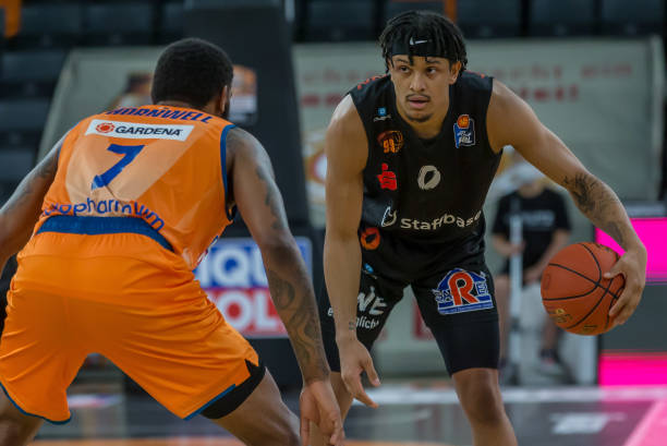 官方：森林签下雷恩前锋卡利穆恩多；据悉转会费为3150万欧