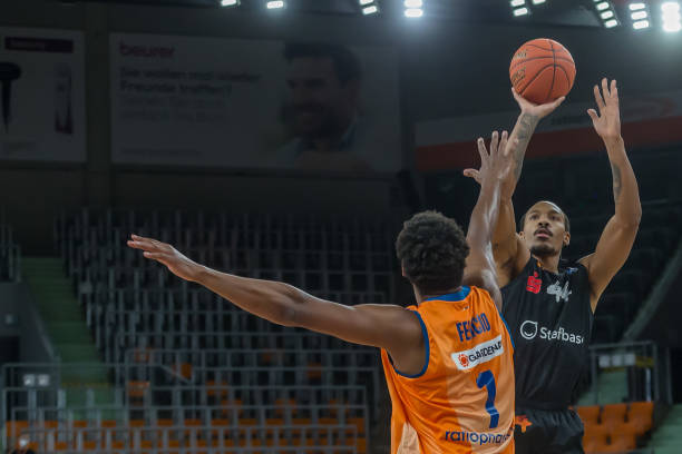 体育中国网球公开赛：布云朝克特2-0穆塞蒂 晋级男单8强